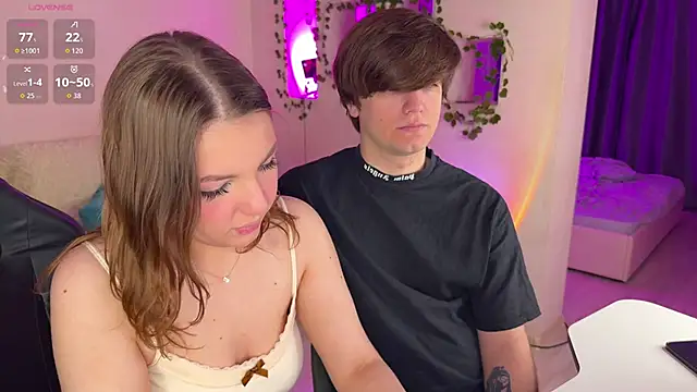 RobertAndLinela online show from December 14, 5:35 am