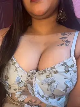 neha87655 online show from September 15, 8:22 am