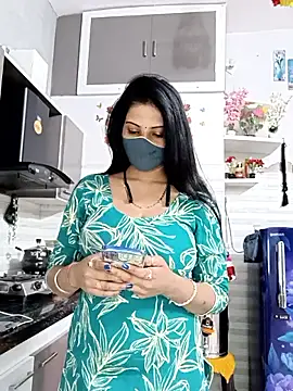 Best-Couple online show from February 13, 5:09 am