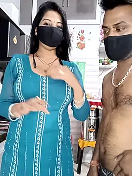 Best-Couple online show from March 21, 8:19 am