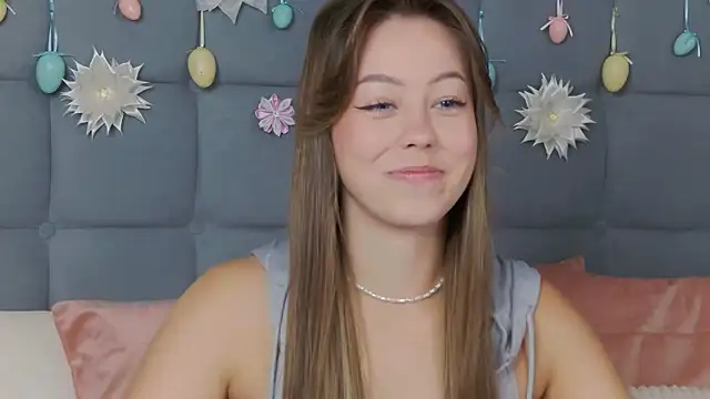 TheEmma online show from April 2, 11:40 am