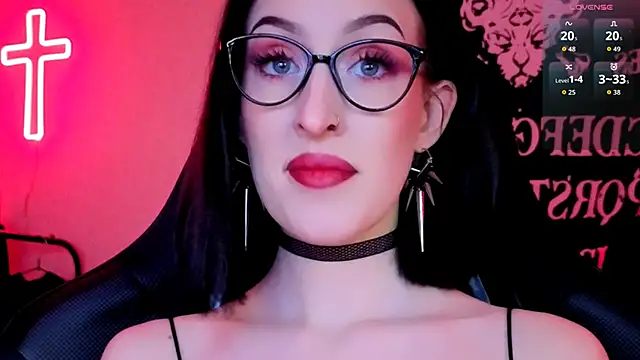 Miss Alice   online show from April 13, 12:01 am