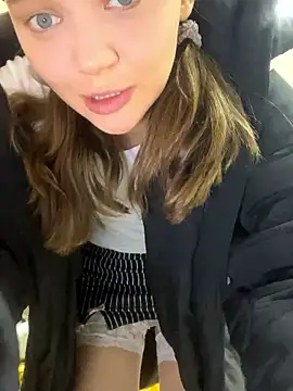 TheYourL online show from January 8, 7:51 pm