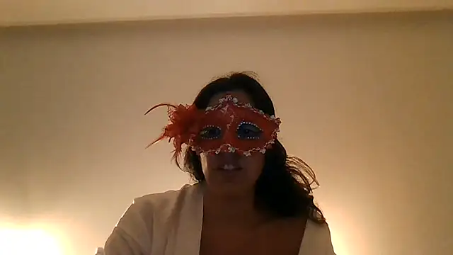 couple-tuga online show from July 6, 10:01 pm