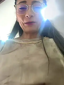 BELLA--26 online show from November 29, 3:05 pm