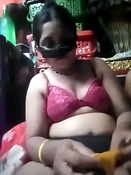 Desiwife7866 online show from June 1, 7:15 pm
