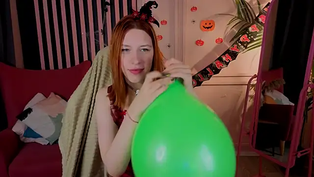 Mikka Blush online show from October 25, 11:33 pm