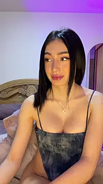 Maddy Jones online show from March 10, 8:57 pm