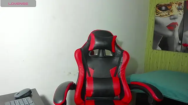 Anniee x online show from April 21, 12:45 pm