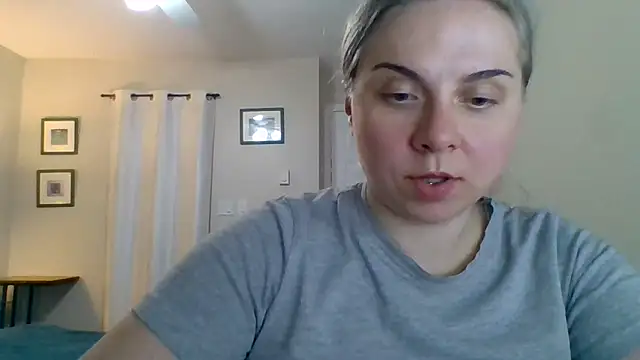 HappyIva online show from October 27, 4:41 am