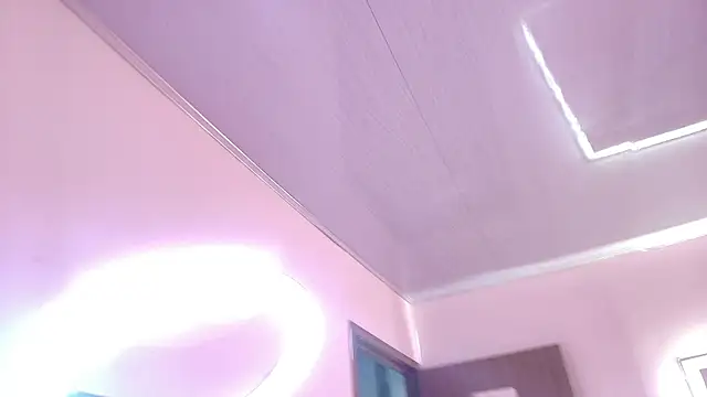 Arianna sweeet online show from June 2, 3:51 am