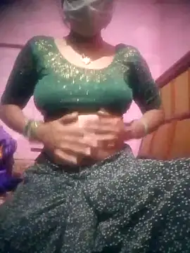 Snapshot of Amaya_Bajwa chatting on October 3, 3:39 pm Amaya Bajwa online show from October 3, 3:39 pm