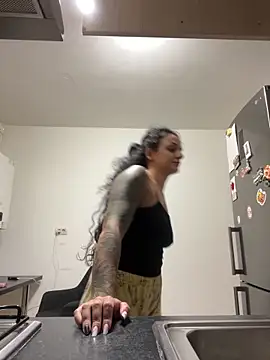 NNNoire online show from October 24, 4:47 pm