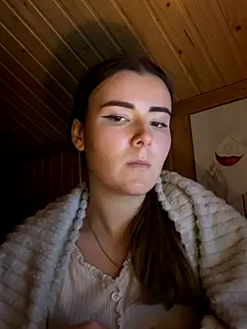 mewKate online show from November 28, 10:02 pm