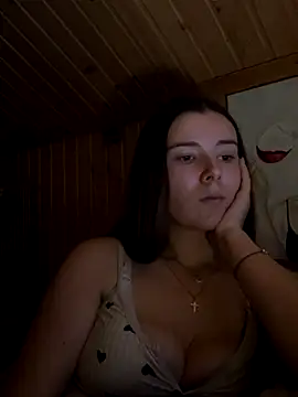 mewKate online show from November 14, 6:08 pm