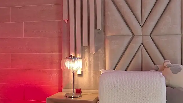 MilaRux online show from November 14, 7:47 pm