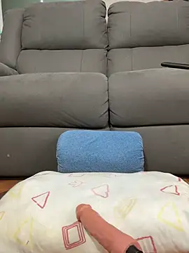 AdriiluXe online show from November 25, 4:14 am