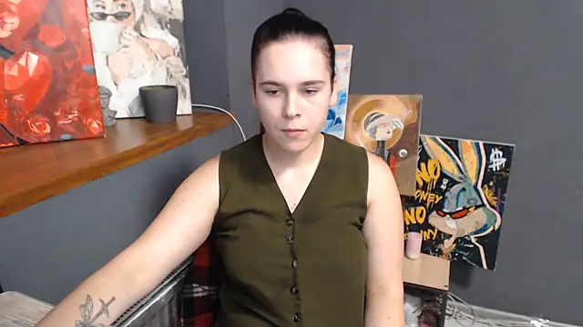 mini girly online show from July 1, 1:10 pm