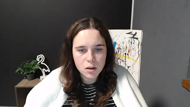 mini girly online show from October 2, 12:10 pm