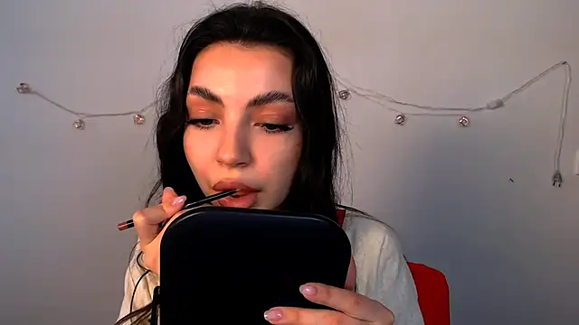 Lexi Jous online show from March 25, 1:58 pm