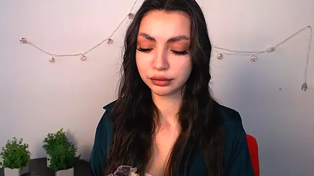 Lexi Jous online show from March 8, 2:10 pm