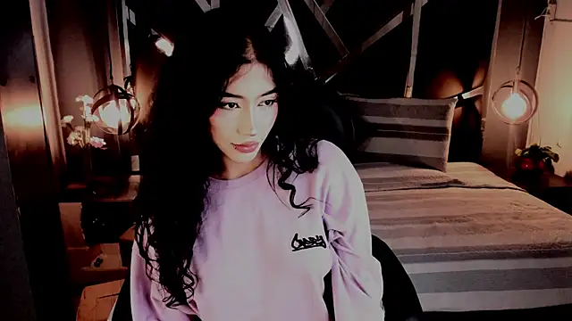 vaiolethsan   online show from December 20, 9:19 pm