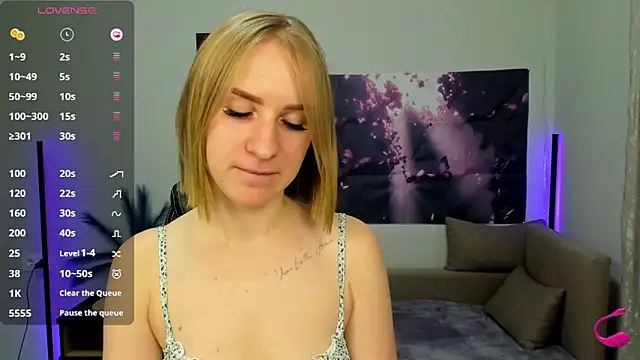 BeautyBlondy online show from October 28, 1:39 pm