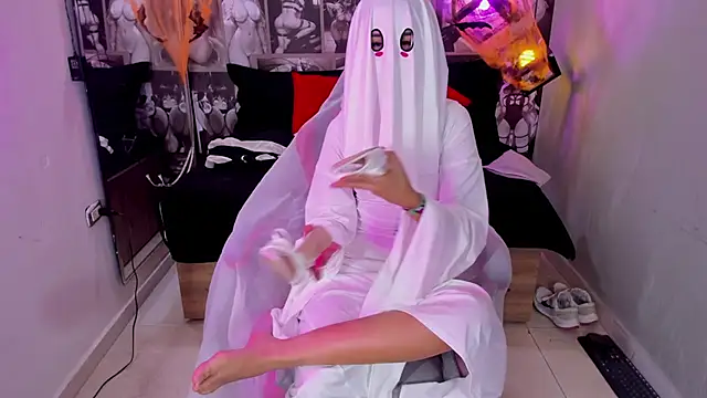 Lil ceyy online show from October 21, 8:13 pm