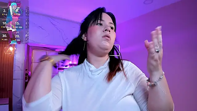 zoes milee online show from January 19, 11:39 am