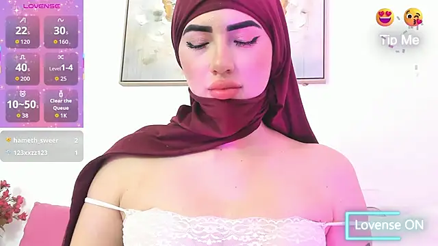 taylorsmiiith  online show from December 17, 8:24 pm