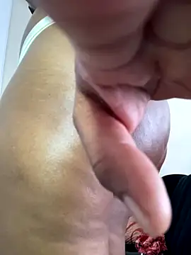 Barbie Teddy online show from September 12, 8:01 am