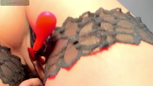 Luxury Woman online show from November 12, 3:59 am