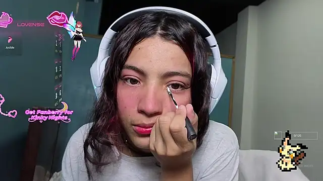 Lovelyamyy online show from October 26, 11:11 pm