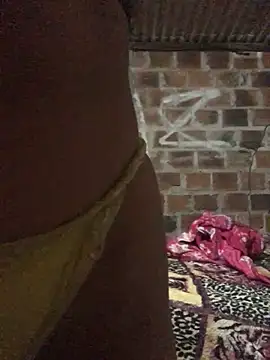 MisterioDeGatora online show from September 15, 4:21 am