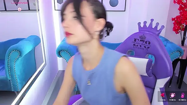 Akaza Hakuji  online show from October 15, 1:03 pm