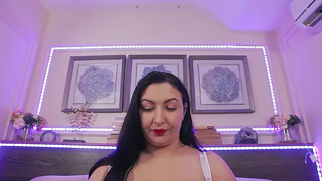 BustyEva  online show from January 15, 4:51 am