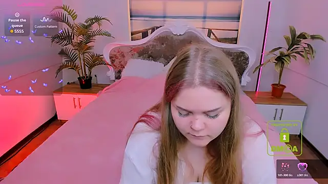 Erica  Alta online show from October 29, 7:12 am