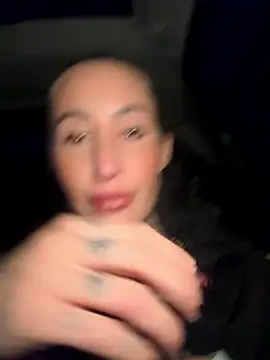 Black sweet Rose online show from January 13, 4:33 pm