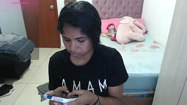 july-feria online show from November 11, 9:45 pm