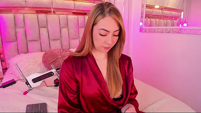 Katalina Evans online show from December 2, 11:12 am