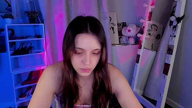 Sahara Shields online show from November 21, 11:12 am