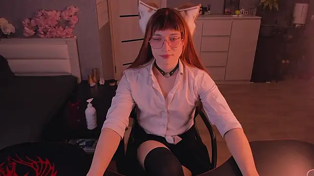 foxy jpg online show from March 6, 9:32 pm