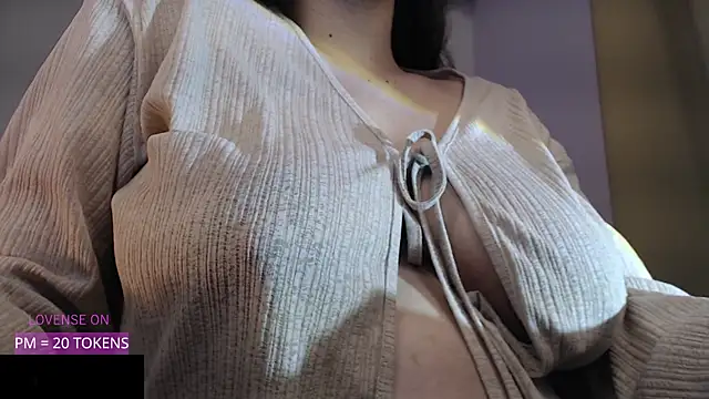 crystalll room online show from November 12, 7:06 am