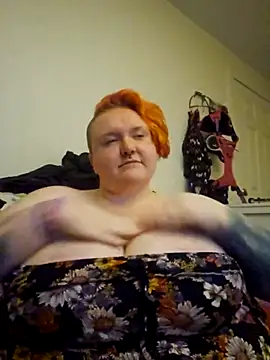 CorgiGodez98 online show from November 18, 3:51 am