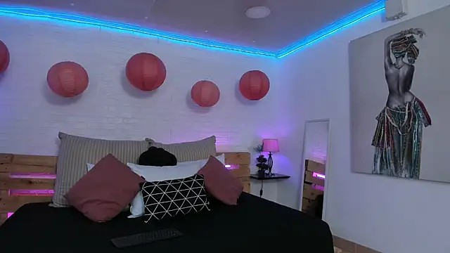 ah mara  online show from October 4, 11:38 am