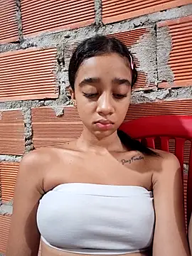 Zoe Sweett18 online show from November 4, 12:32 pm