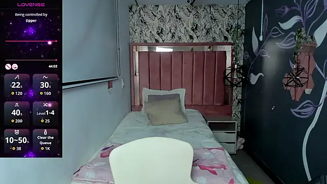 Connie Bell online show from February 2, 10:20 pm