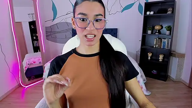 Dana Paula online show from December 14, 11:38 am