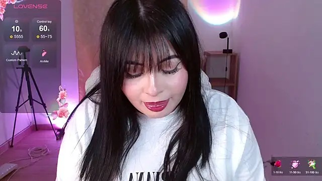 isabella1616 online show from June 21, 2:37 am