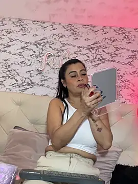 Lili  taylor online show from March 9, 2:26 am